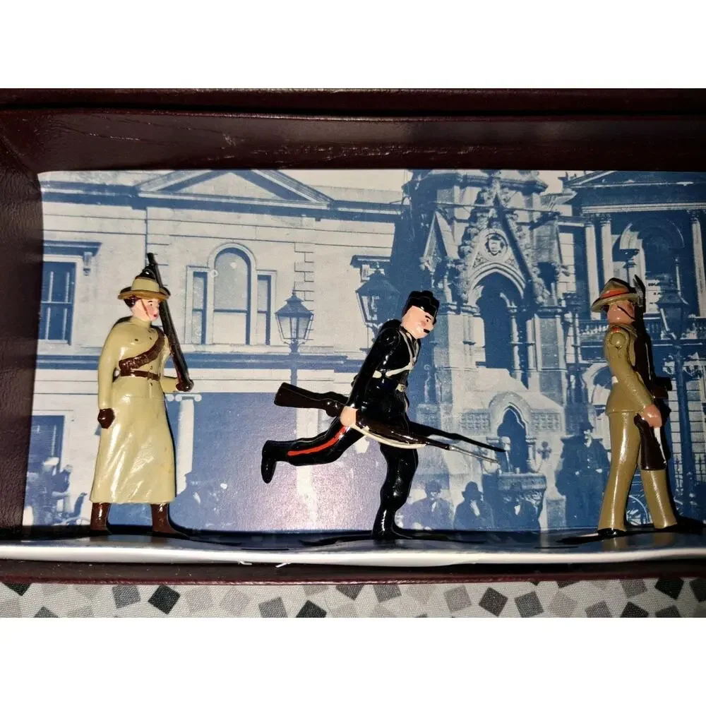 Imperial Collection Figurine Sample Box With Soilders From The First 6 Sets